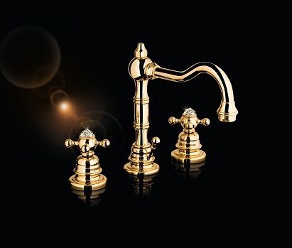 Fir Italia e Swarovski per le collezioni Playone e Melrose