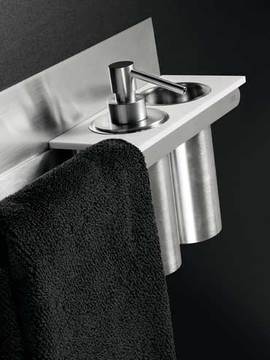 Accessori bagno acciaio